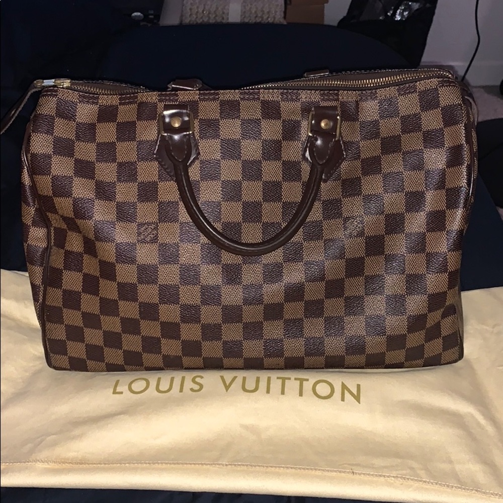 Authentic Louis Vuitton Speedy 35 DE